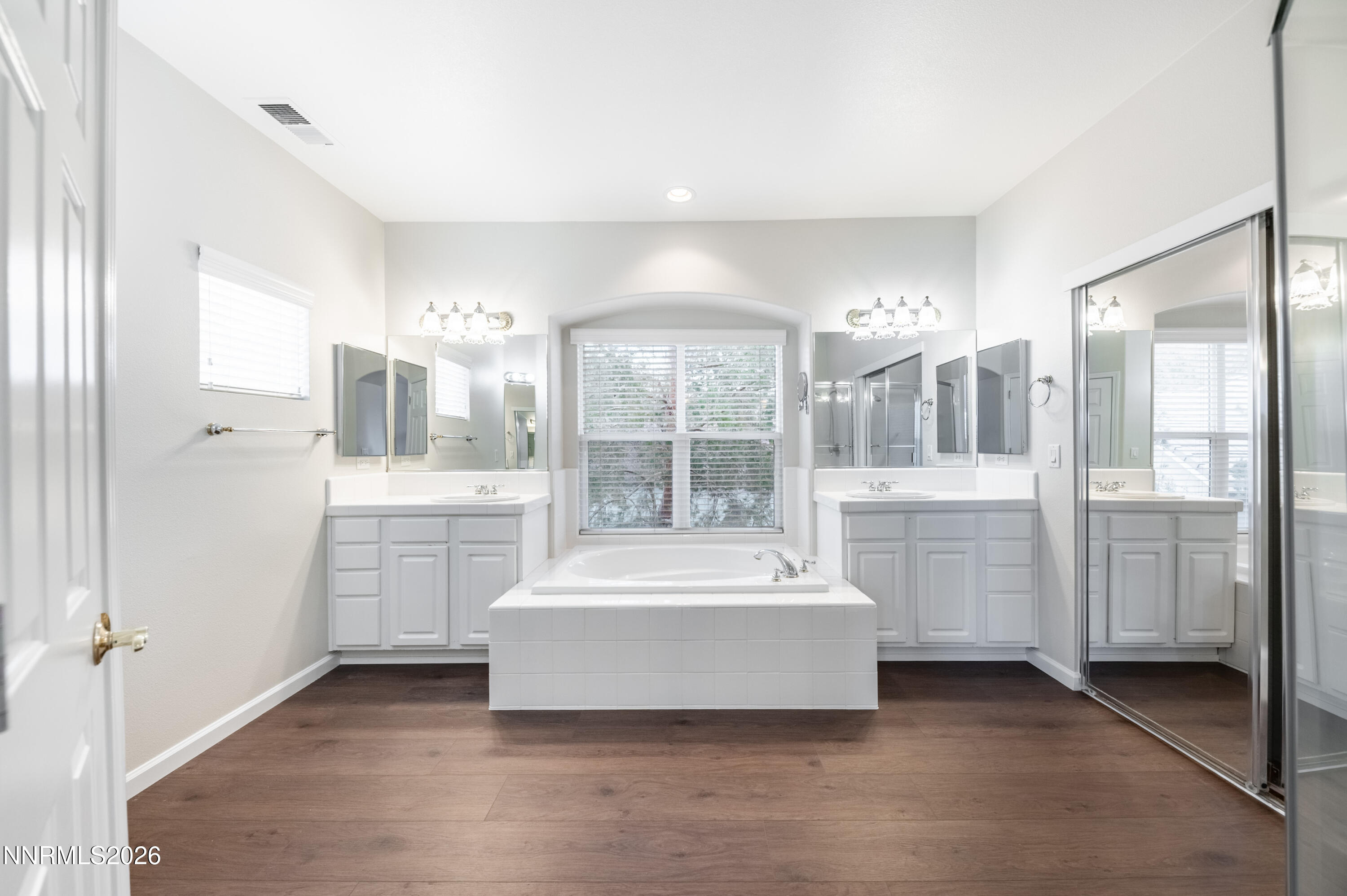 1899 Rombauer Court Reno, NV 89519 - Photo 26 of 40 RomInt-1026