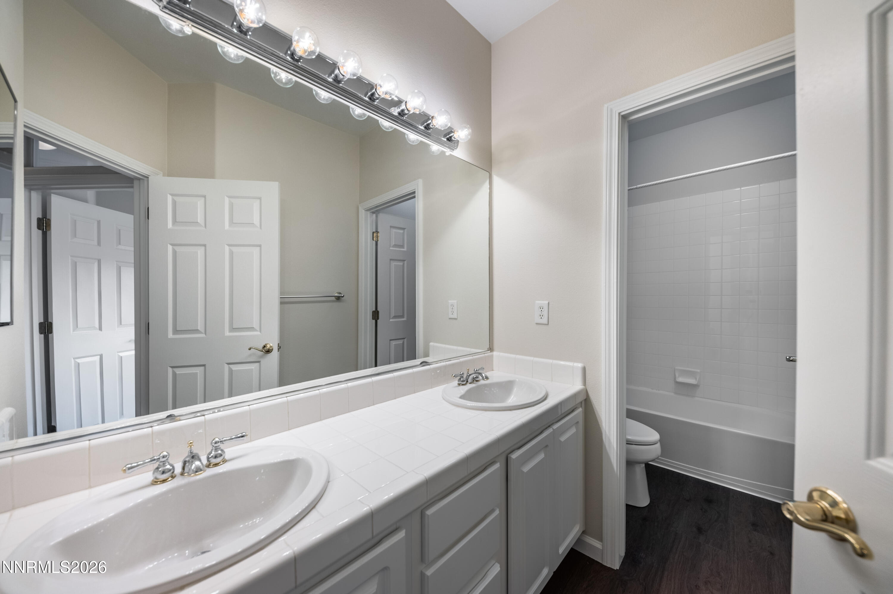 1899 Rombauer Court Reno, NV 89519 - Photo 31 of 40 RomInt-1032