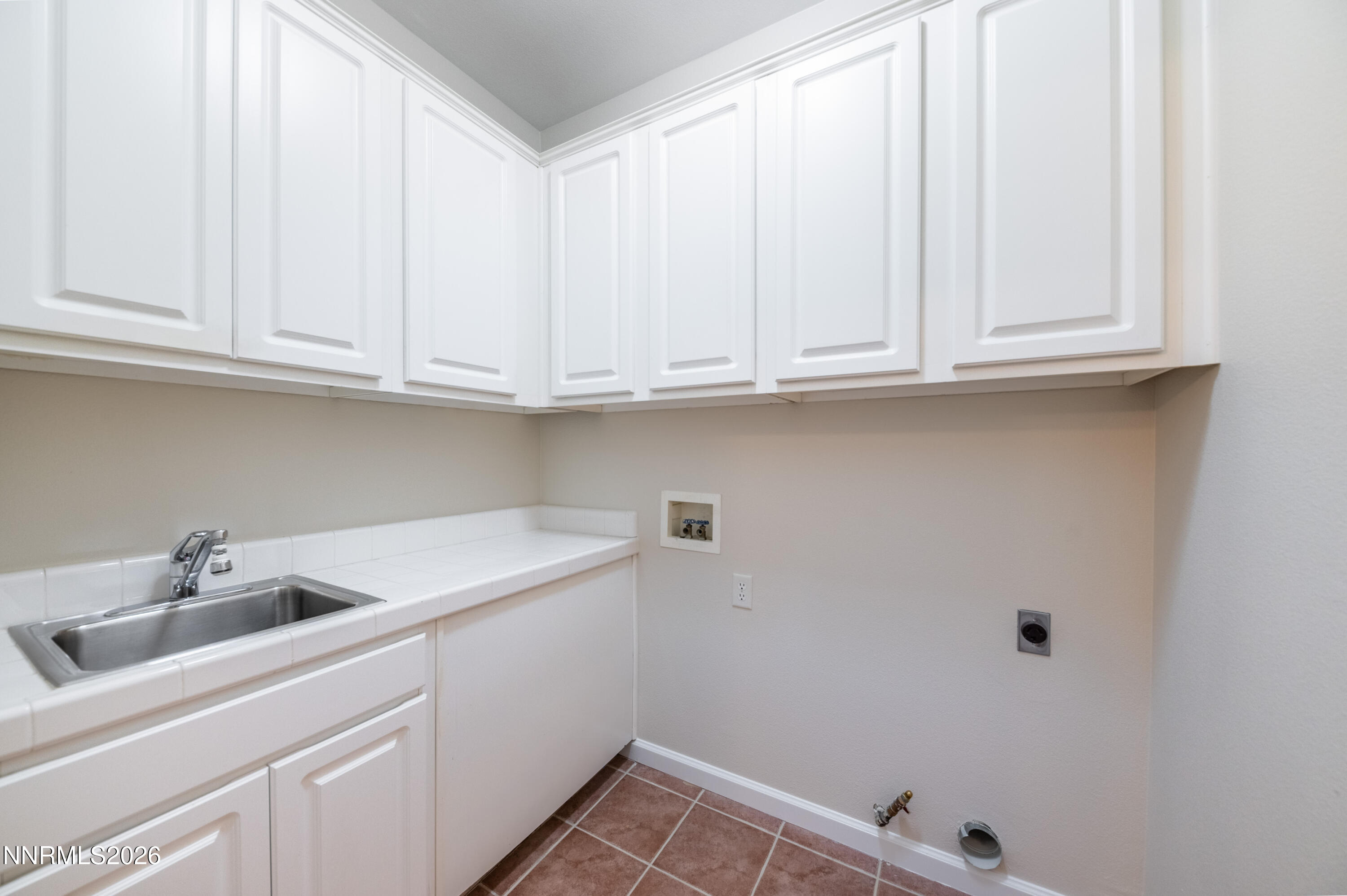 1899 Rombauer Court Reno, NV 89519 - Photo 33 of 40 RomInt-1033