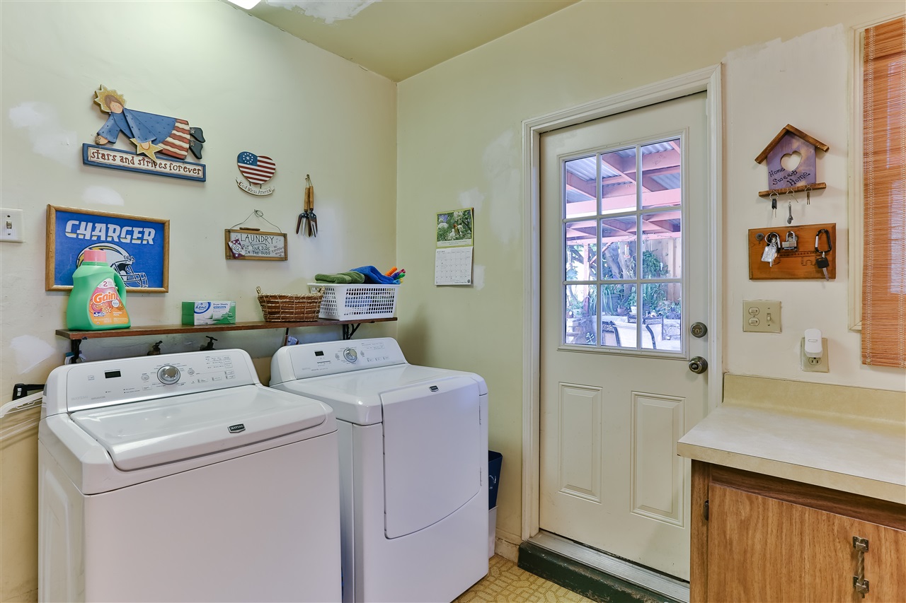 10176 Madrid Way Spring Valley, CA 91977 - Photo 16 of 25