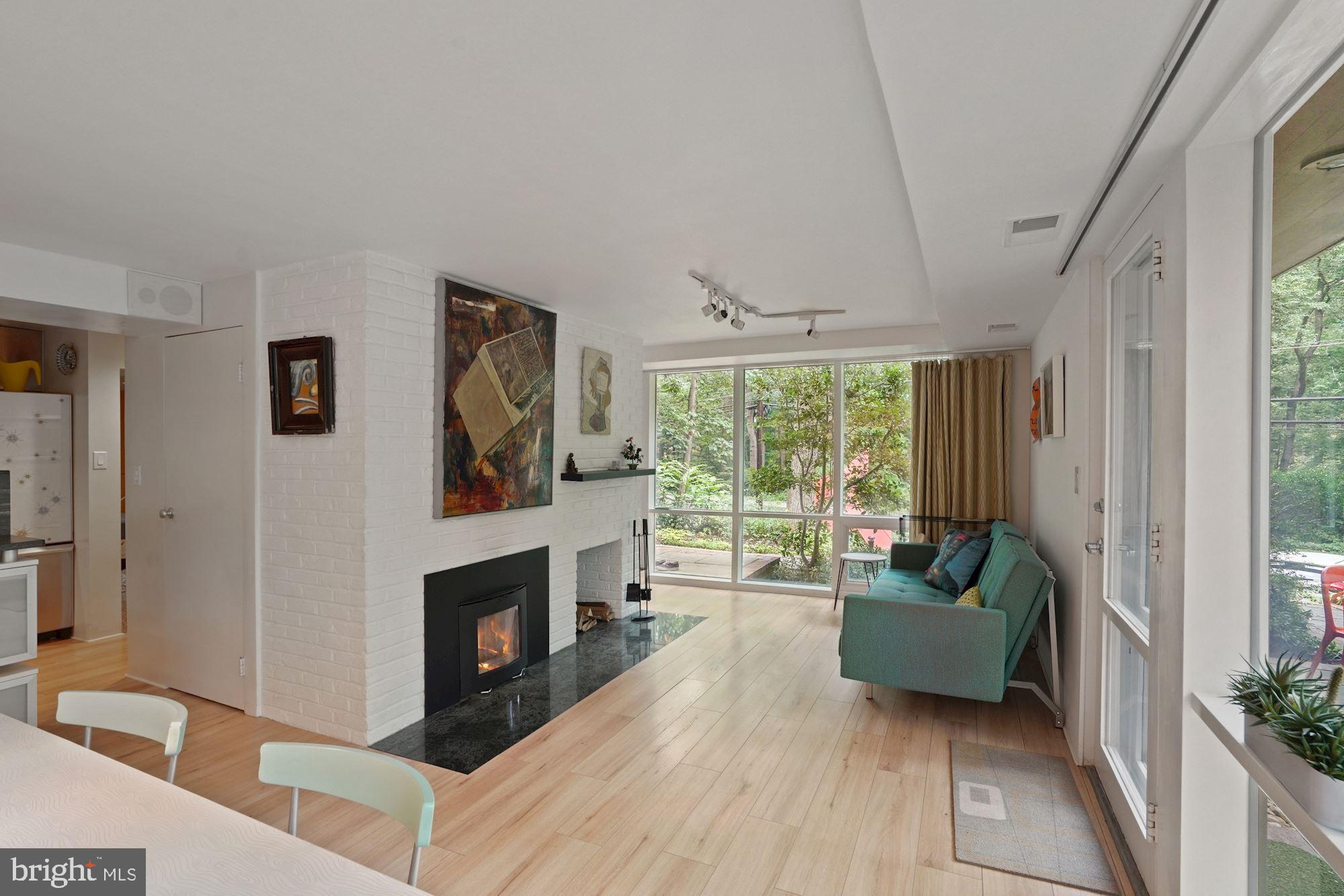 2109 Paul Spring Road Alexandria, VA 22307 - Photo 9 of 74 Lower living area and dining
