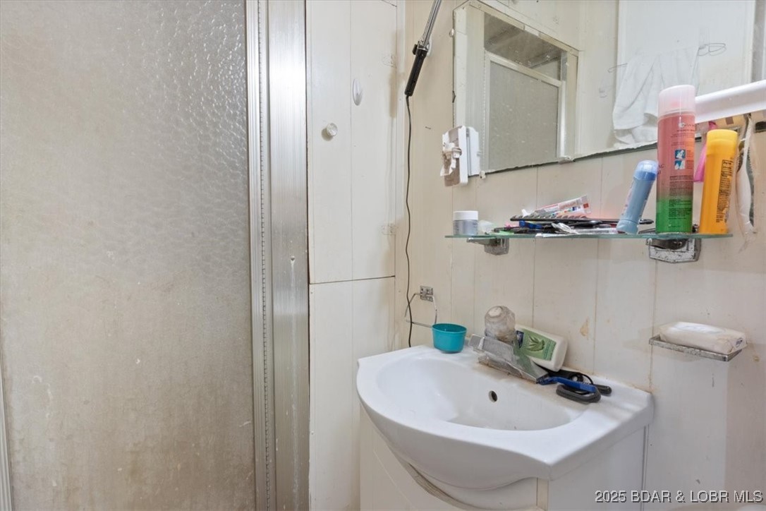 413 East 3rd Street Eldon, MO 65026 - Photo 16 of 25