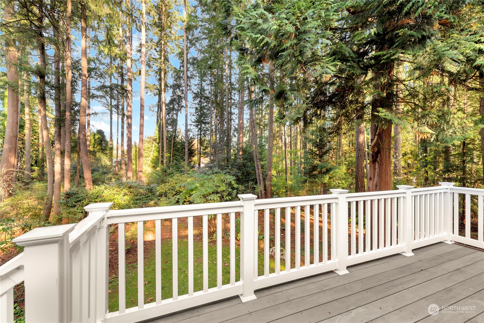 22215 49th Avenue Southeast Bothell, WA 98021 - Photo 20 of 35 a view of a wooden fence