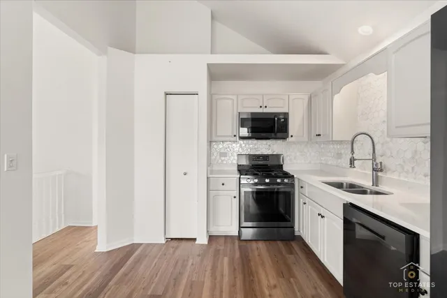 $319,000 | 17437 Yakima Drive, Lockport, IL 60441