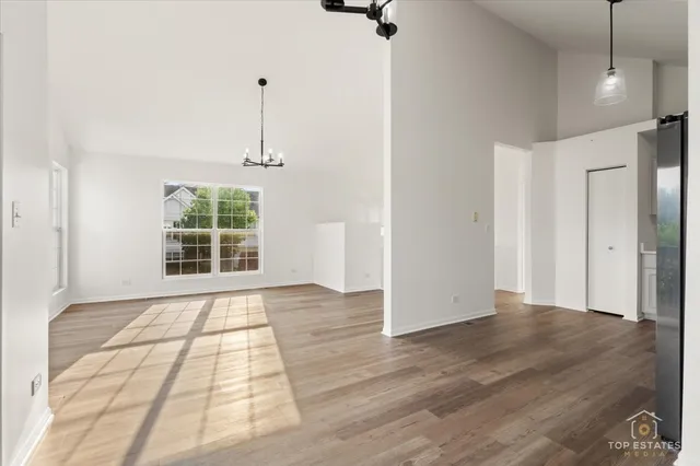 $319,000 | 17437 Yakima Drive, Lockport, IL 60441