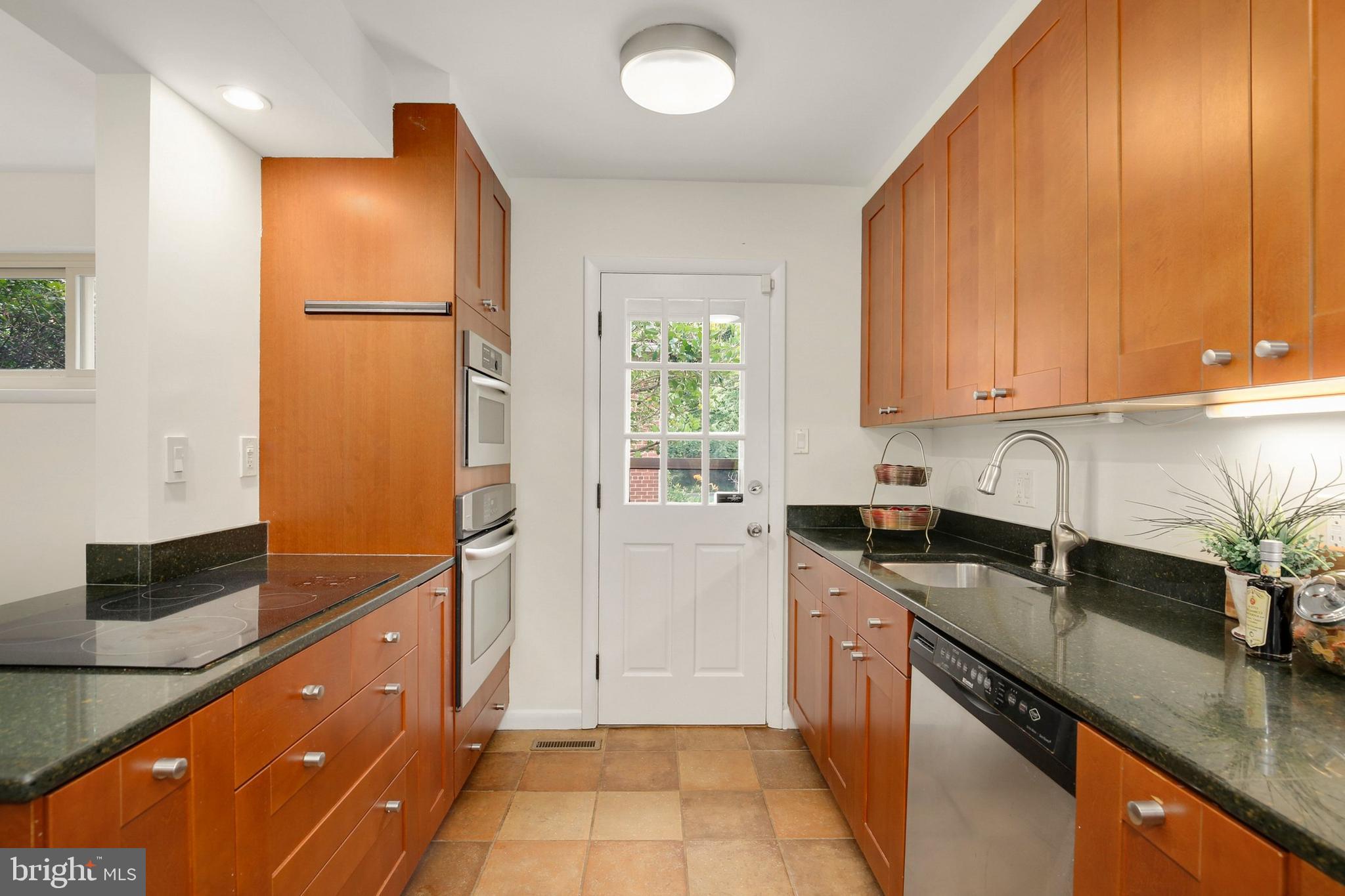 10708 Margate Road Silver Spring, MD 20901 - Photo 7 of 30