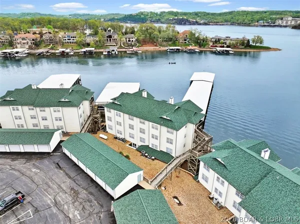 $599,900 | 147 Evergreen Road, Unit 4B, Sunrise Beach, MO 65079