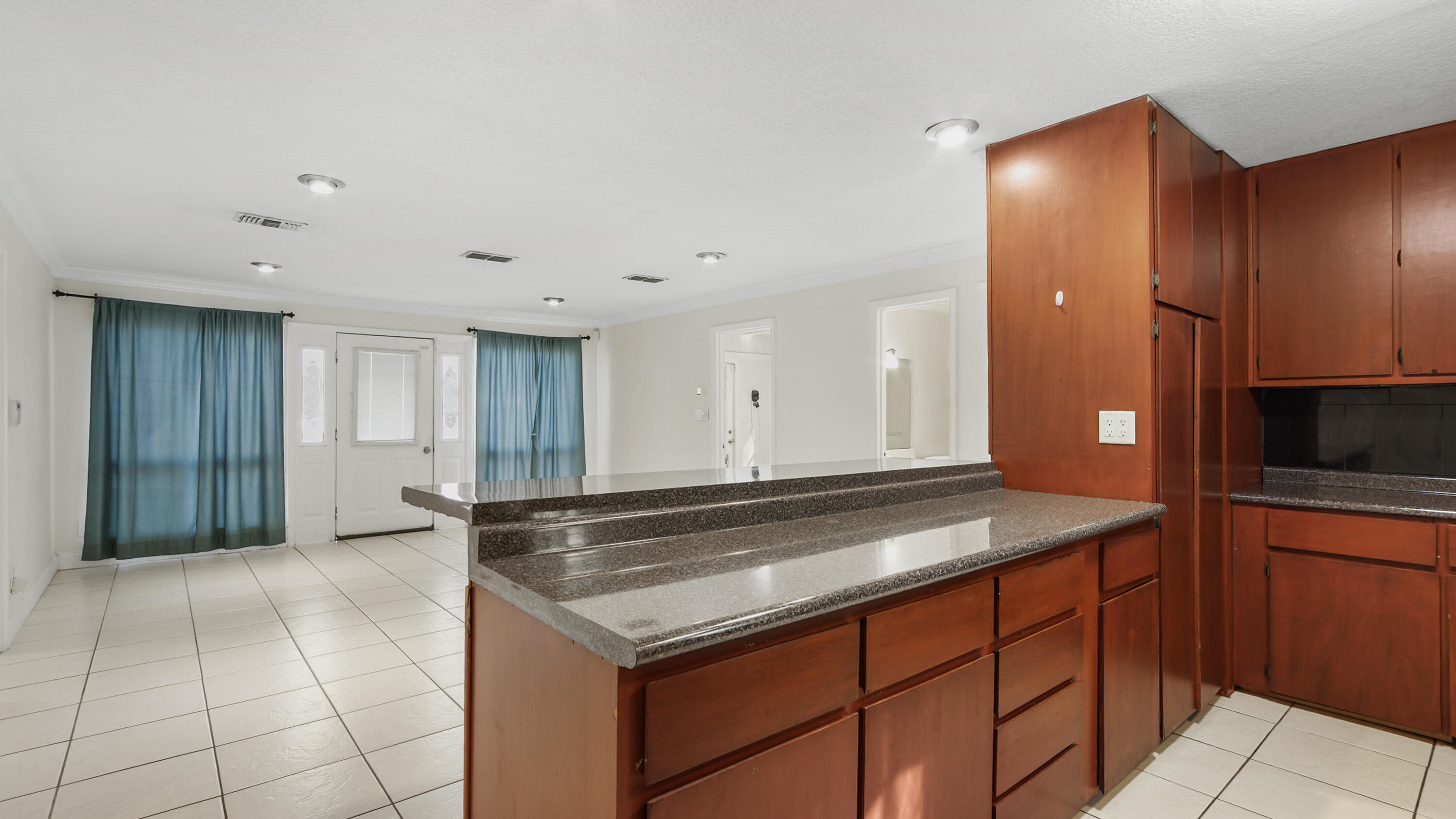 438 East Nursery Road Santa Rosa Beach, FL 32459 - Photo 25 of 28 Kitchen