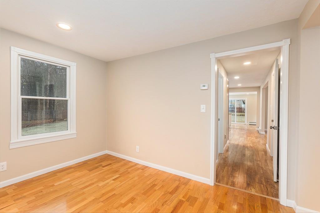 8 New Fitchburg Road Townsend, MA 01474 - Photo 11 of 35