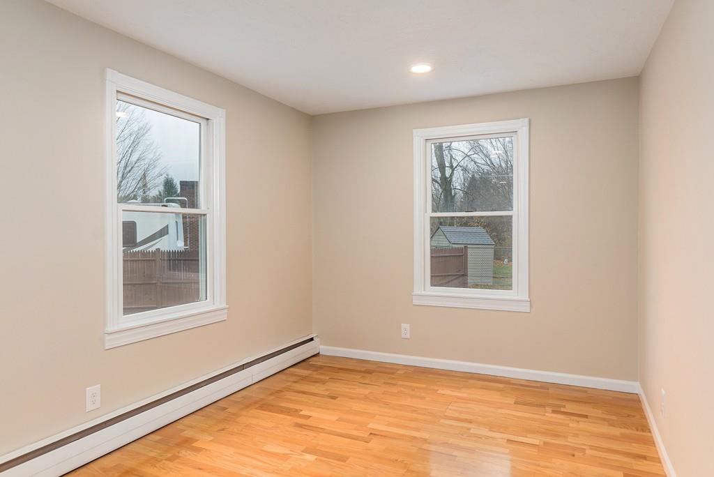 8 New Fitchburg Road Townsend, MA 01474 - Photo 10 of 35