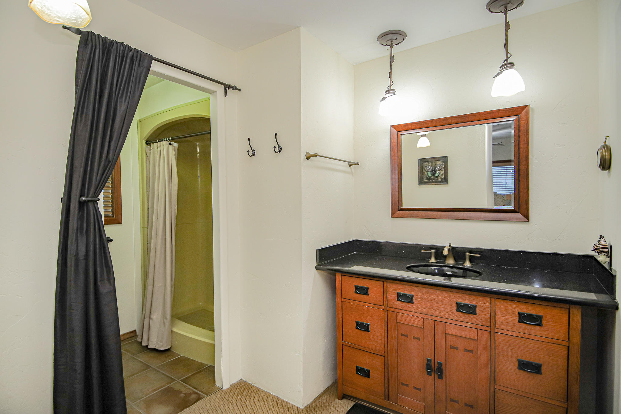 3955 South Stage Road, Unit 53 Medford, OR 97501 - Photo 26 of 29 Master Bath