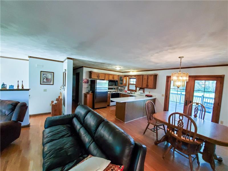 443 Marwood Road Cabot, PA 16023 - Photo 6 of 24