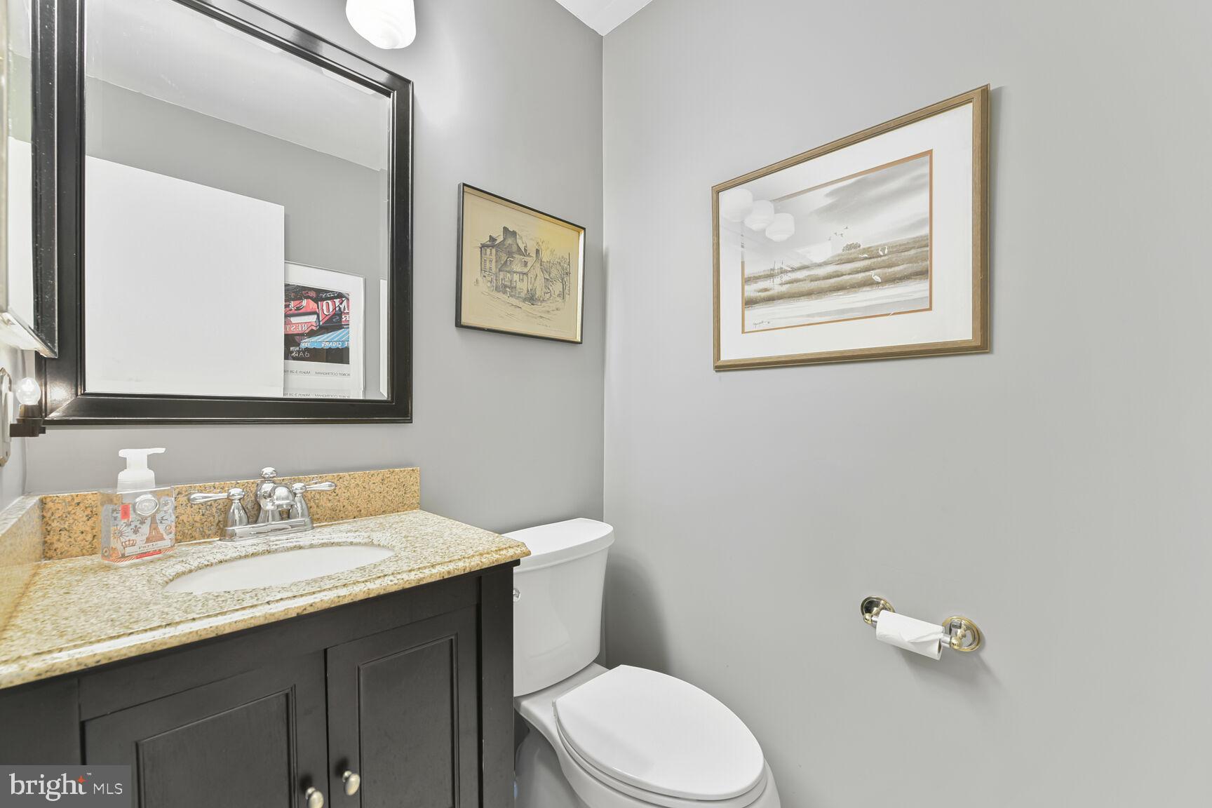 5 Persimmon Court Bethesda, MD 20817 - Photo 14 of 38 Powder Room
