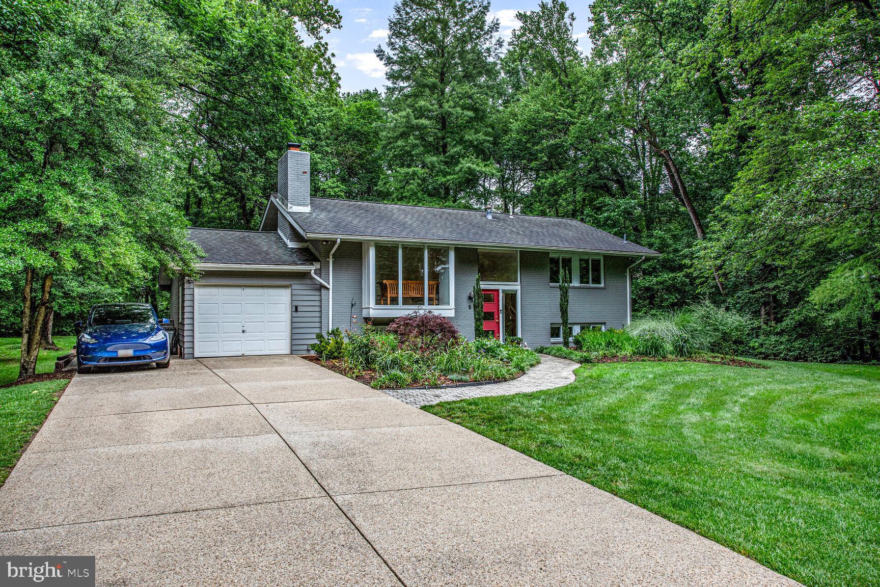5 Persimmon Court Bethesda, MD 20817 - Photo 37 of 38 Large Driveway