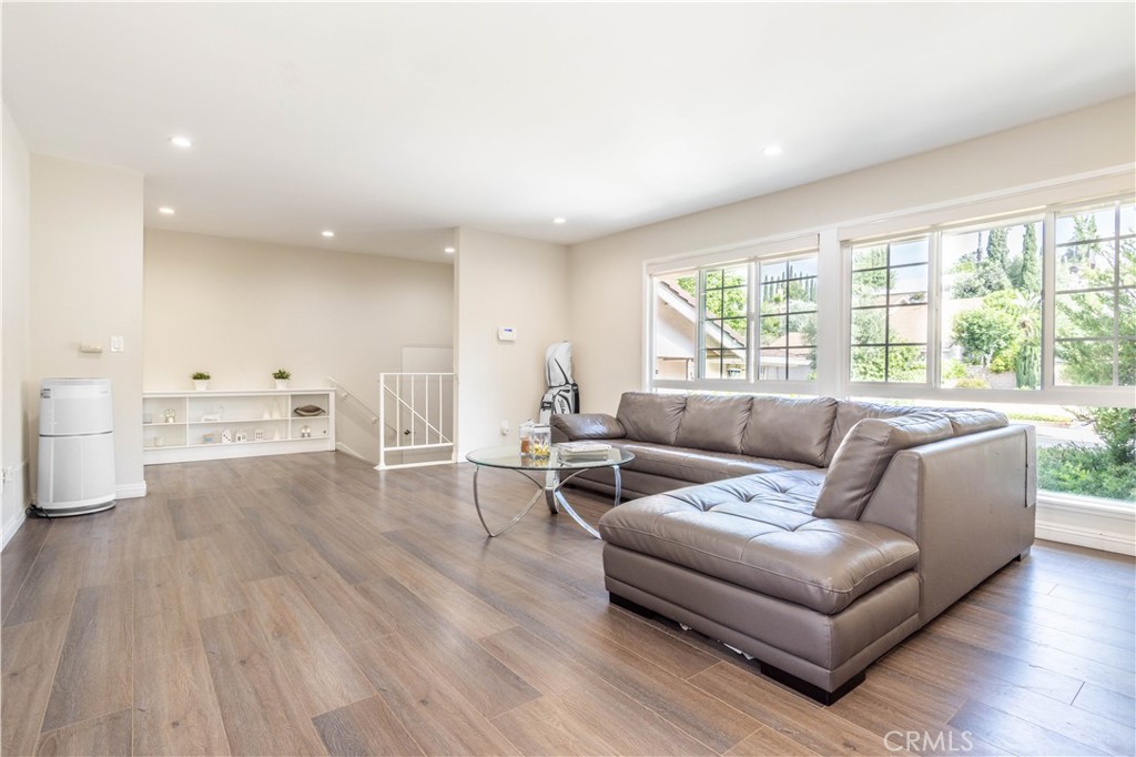 18520 Asuncion Street Porter Ranch, CA 91326 - Photo 5 of 27