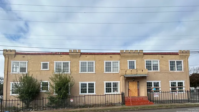 $700,000 | 903 West Craig Place, San Antonio, TX 78201