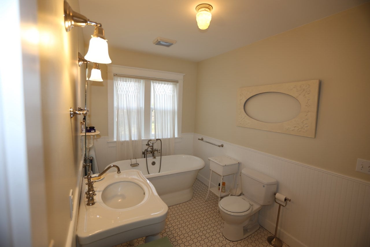 10317 North Old Stage Road Weed, CA 96094 - Photo 15 of 27 Gallery Image 15
