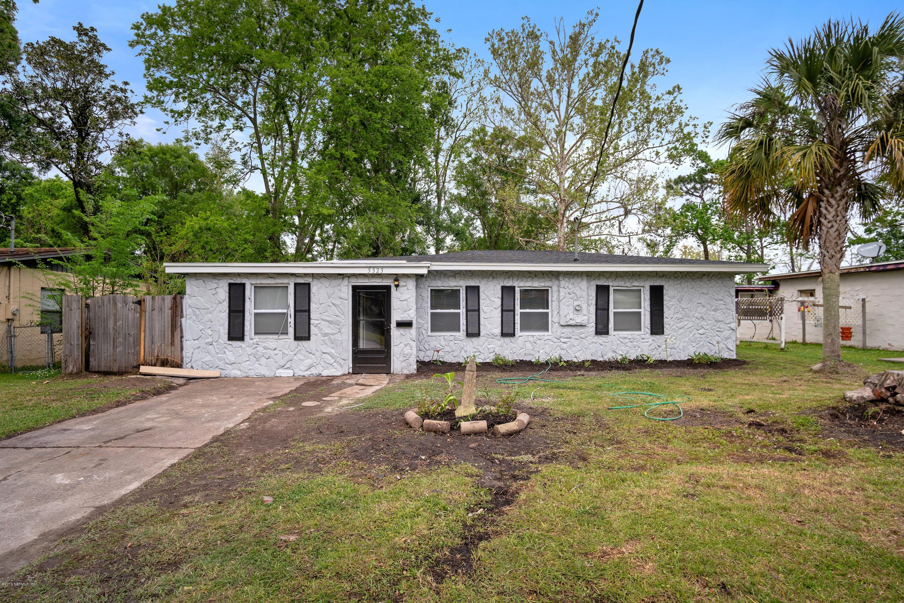 5323 Baycrest Road Jacksonville, FL 32205 - Photo 3 of 20 5323 Baycrest-17