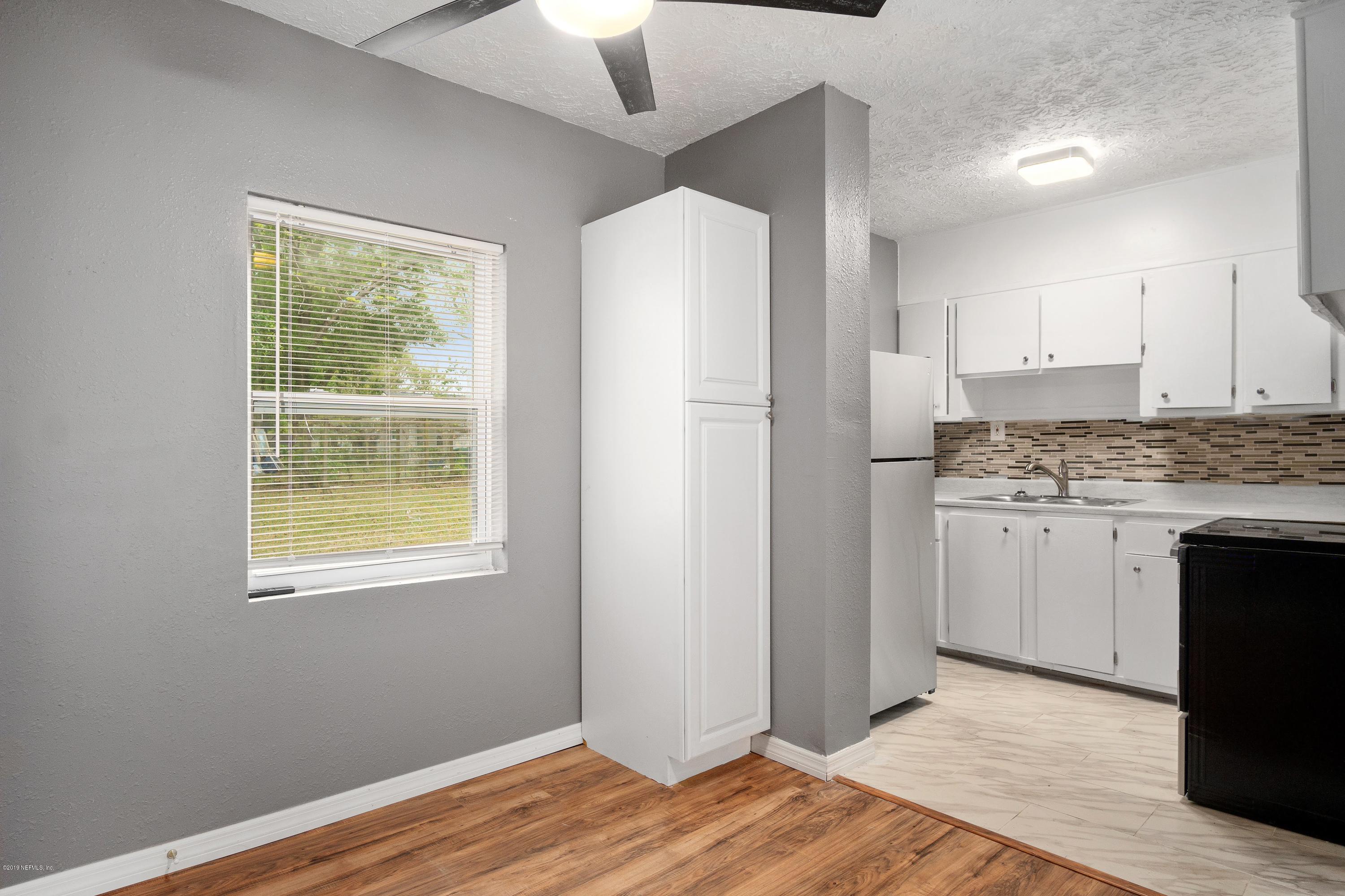 5323 Baycrest Road Jacksonville, FL 32205 - Photo 9 of 20 5323 Baycrest-13
