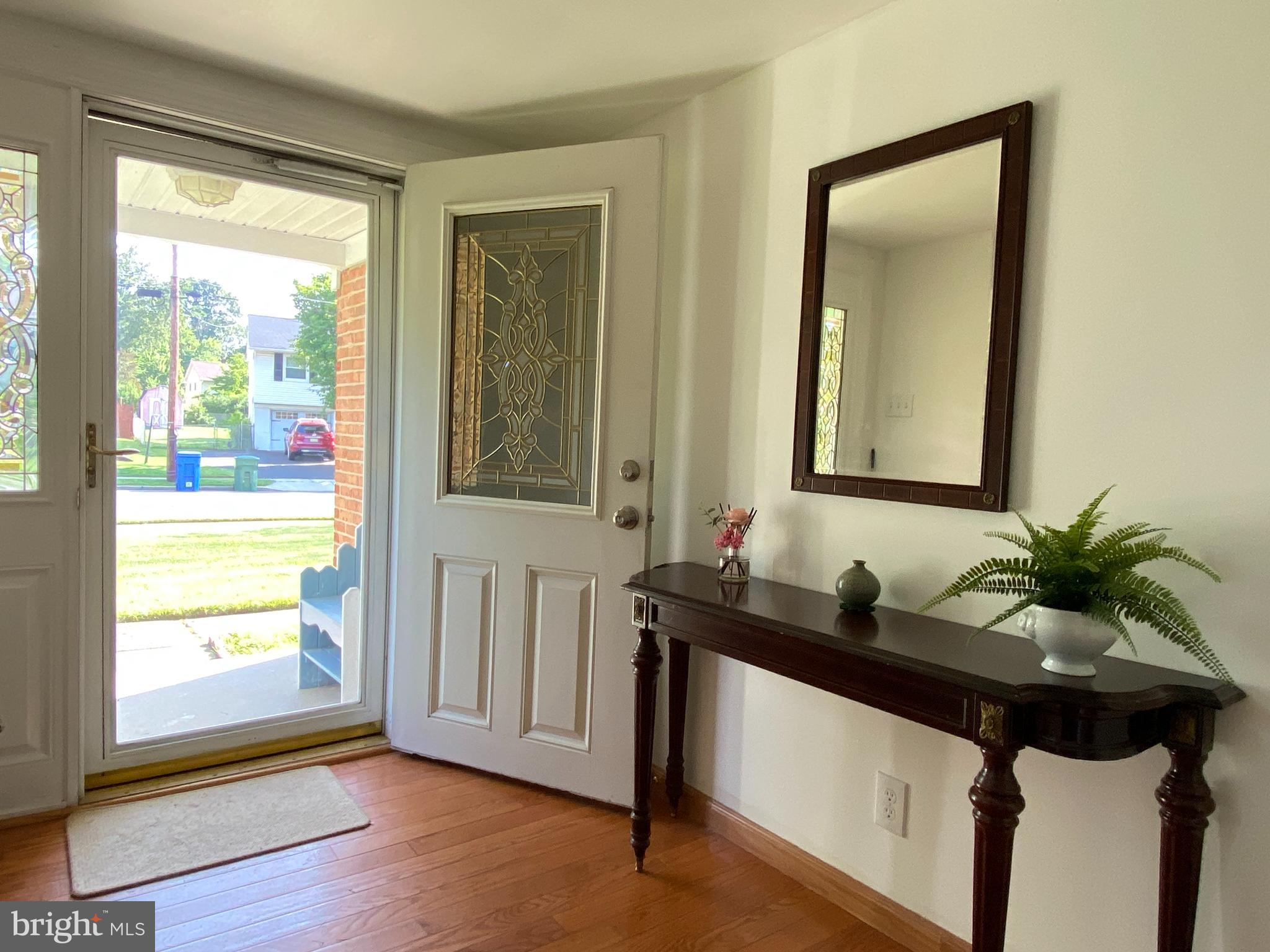 32 Waverly Road Cherry Hill, NJ 08003 - Photo 3 of 48 Front Entrance