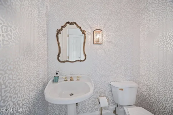 $1,575,000 | 579 Lexington Drive, Greenville, NC 27834