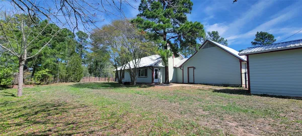 $1,950 | 144 Koolua Drive, Bastrop, TX 78602