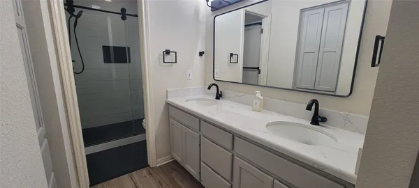 $1,950 | 144 Koolua Drive, Bastrop, TX 78602