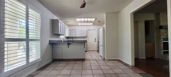 $1,950 | 144 Koolua Drive, Bastrop, TX 78602