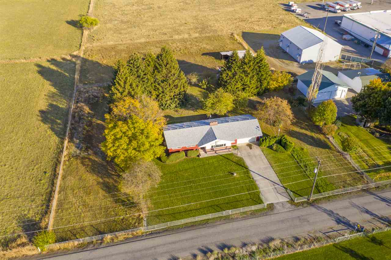 4920 North Kenney Road Otis Orchards, WA 99027 - Photo 6 of 43 Gallery Image 6