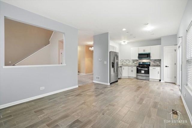 452 Jamestown Court Aurora, IL 60502 - Photo 11 of 26