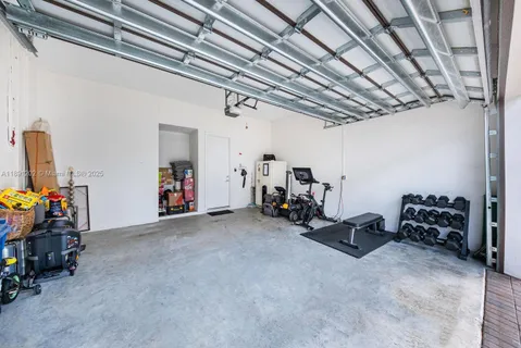 $1,079,000 | 8120 Northwest 43rd Street, Doral, FL 33166