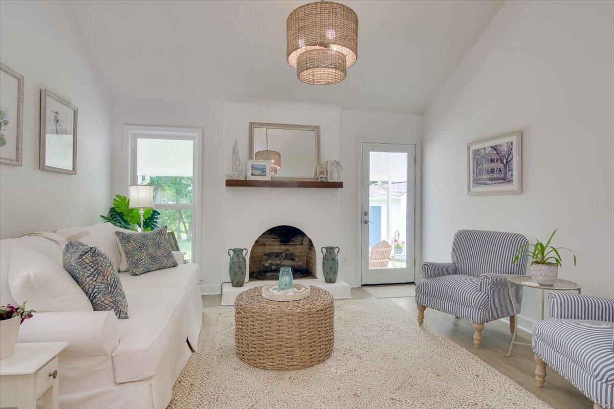 322 Pleasant Home Road Augusta, GA 30907 - Photo 13 of 38 Family Room