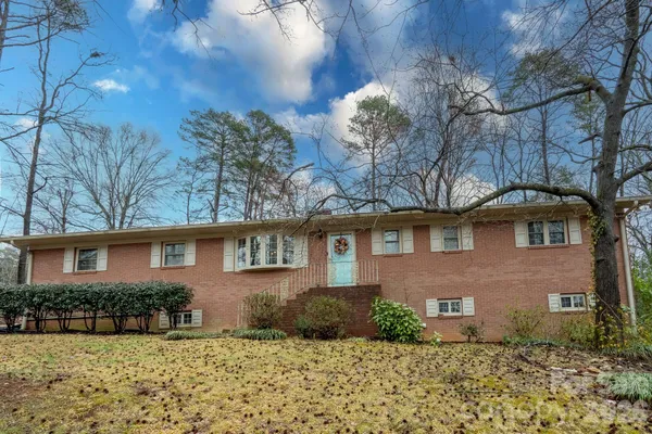 $279,800 | 2808 Murdock Lane, Albemarle, NC 28001