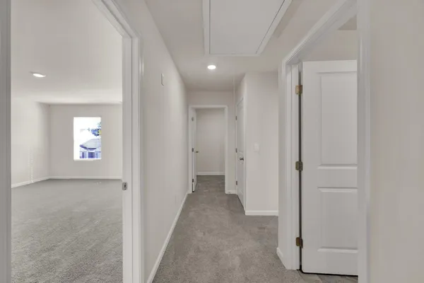 $323,415 | 144 English Oak Lane, Athens, TN 37303