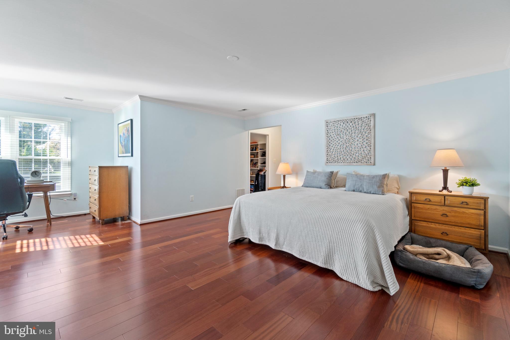 1286 Gatesmeadow Way Reston, VA 20194 - Photo 17 of 56 Primary Bedroom Suite