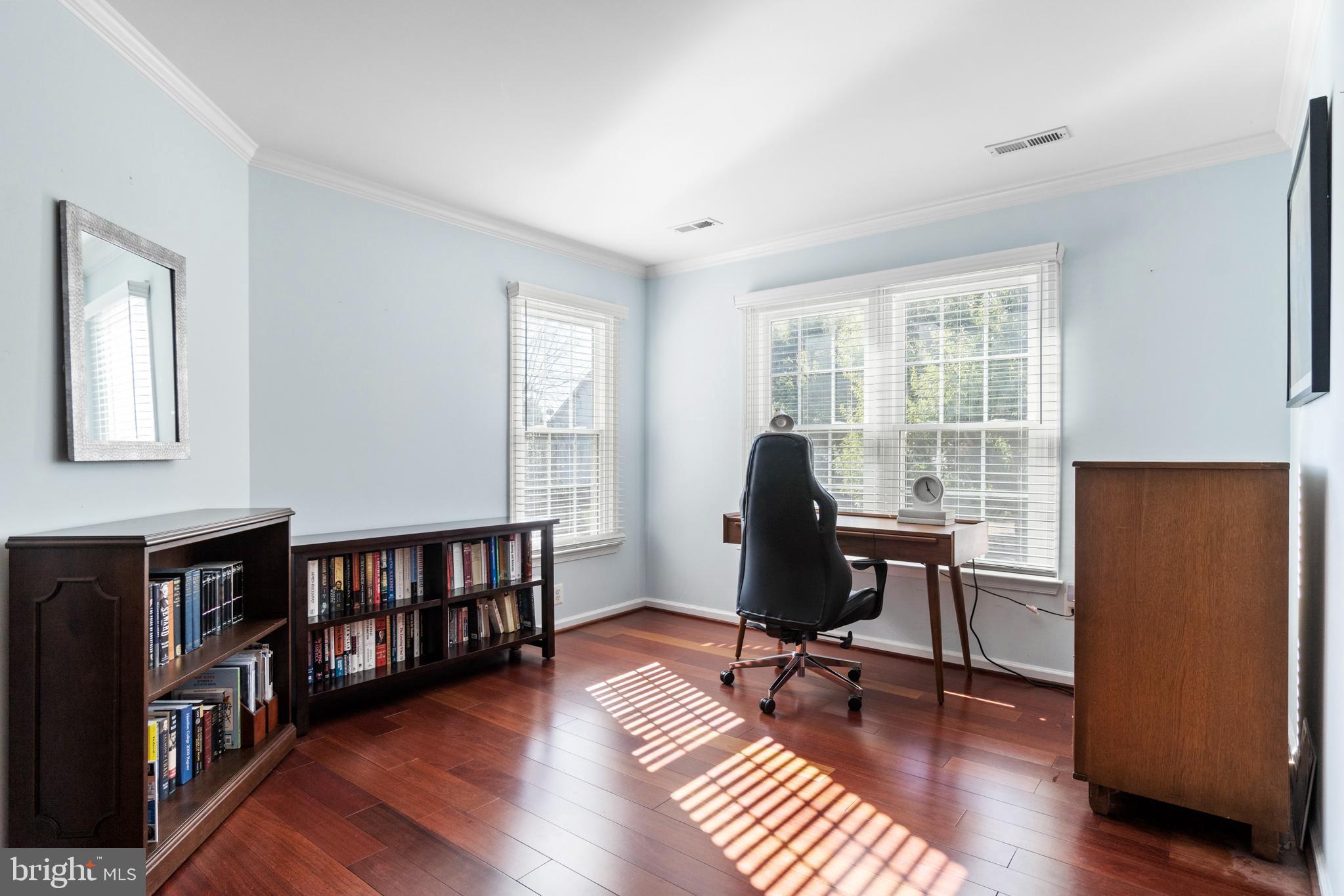 1286 Gatesmeadow Way Reston, VA 20194 - Photo 18 of 56 Primary Suite Sitting Area