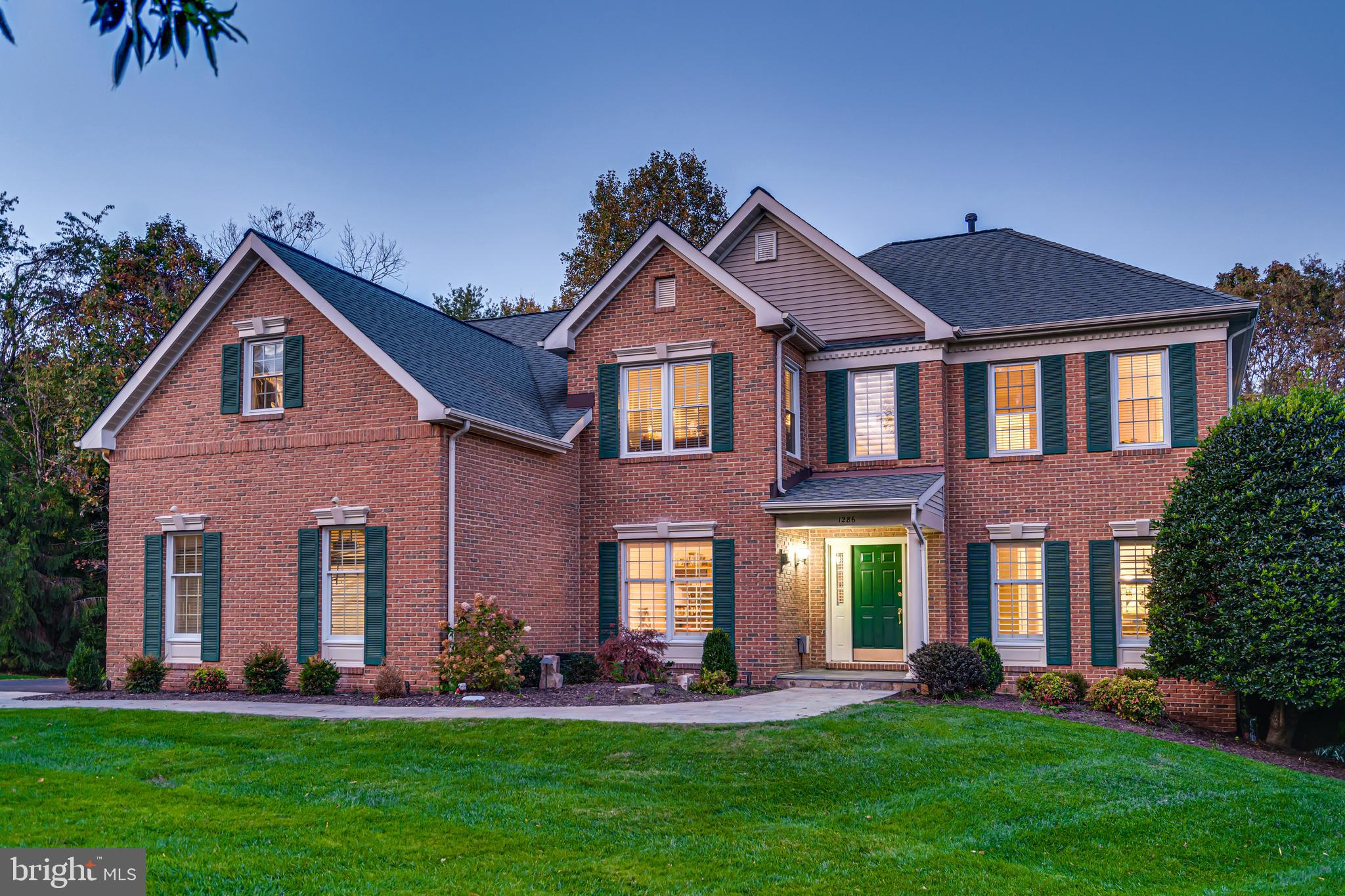 1286 Gatesmeadow Way Reston, VA 20194 - Photo 43 of 56