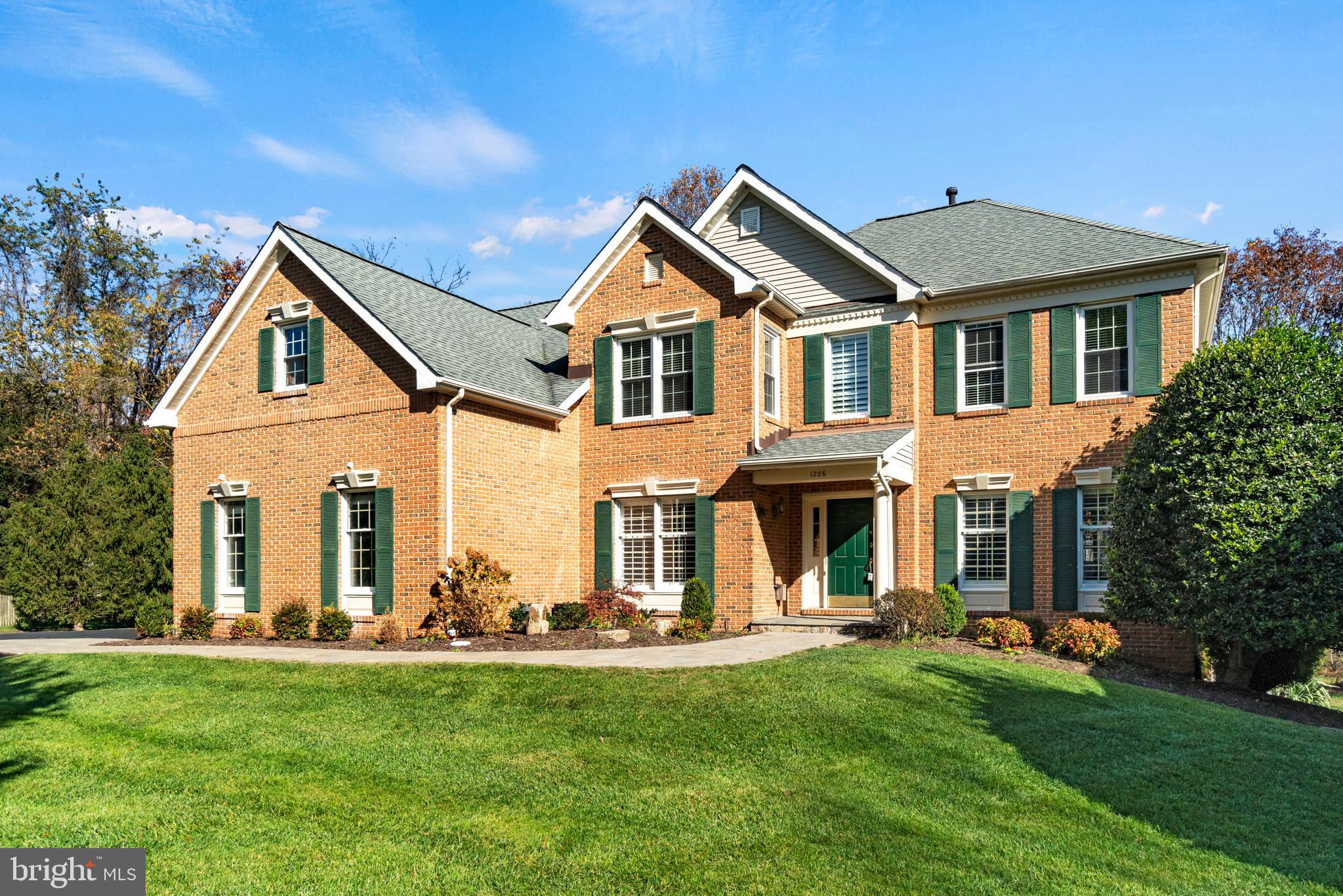 1286 Gatesmeadow Way Reston, VA 20194 - Photo 44 of 56