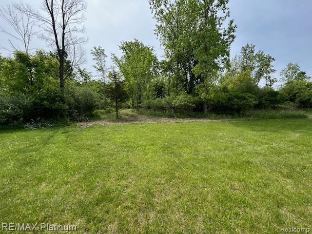 Vl Faussett Road Fenton, MI 48430 - Photo 2 of 16