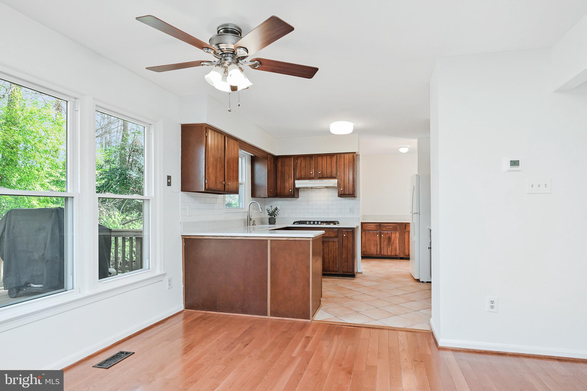 9212 Lake Braddock Drive Burke, VA 22015 - Photo 17 of 49