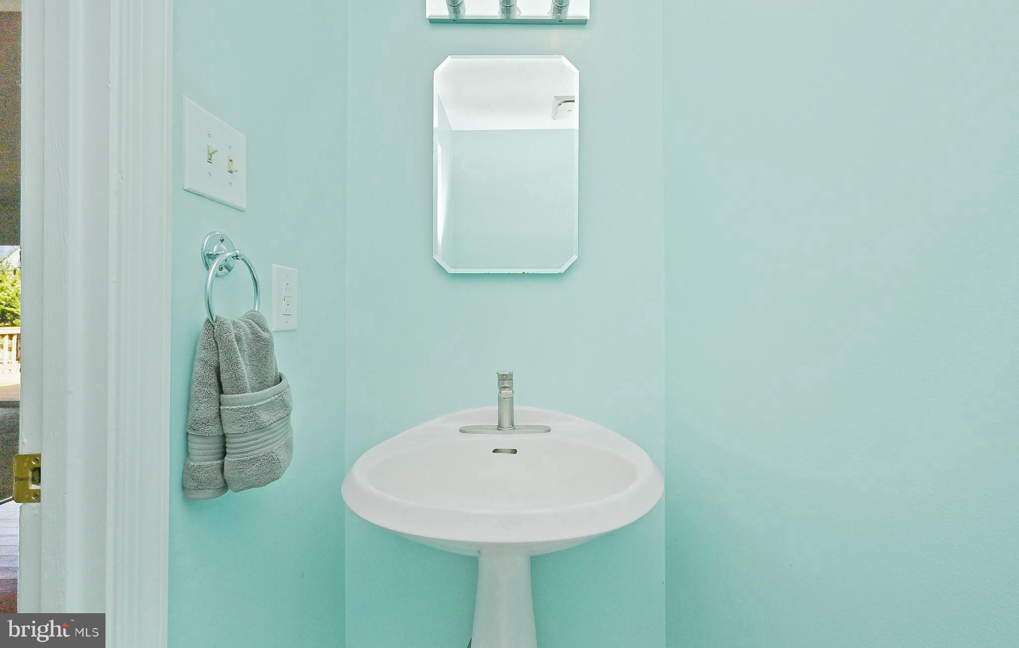 9212 Lake Braddock Drive Burke, VA 22015 - Photo 23 of 49