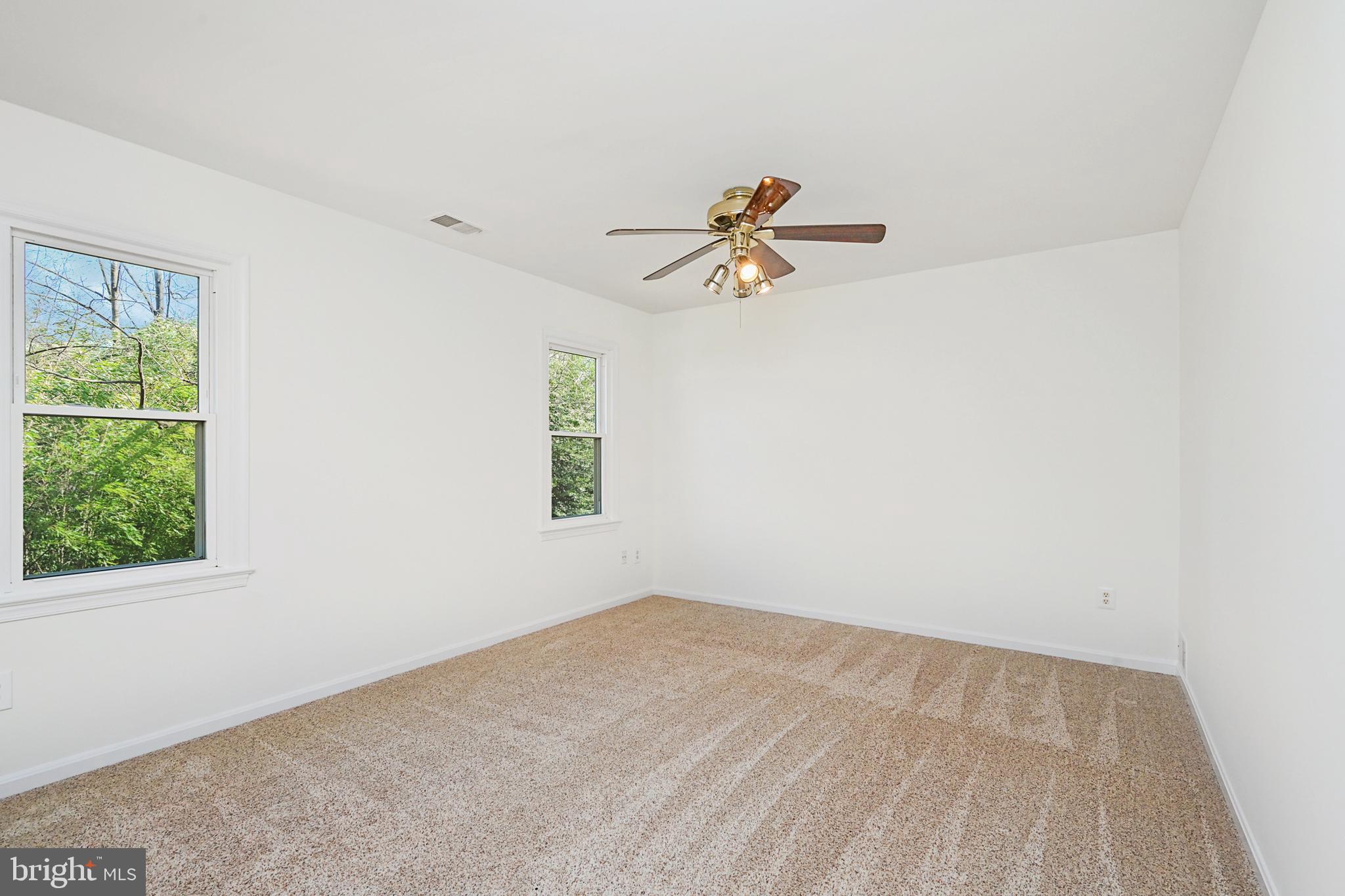 9212 Lake Braddock Drive Burke, VA 22015 - Photo 24 of 49