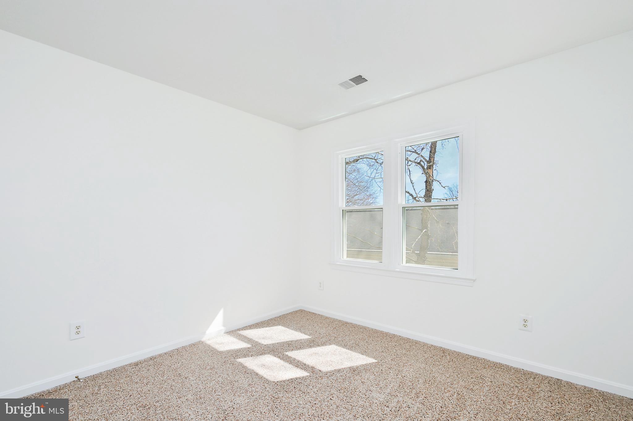 9212 Lake Braddock Drive Burke, VA 22015 - Photo 30 of 49