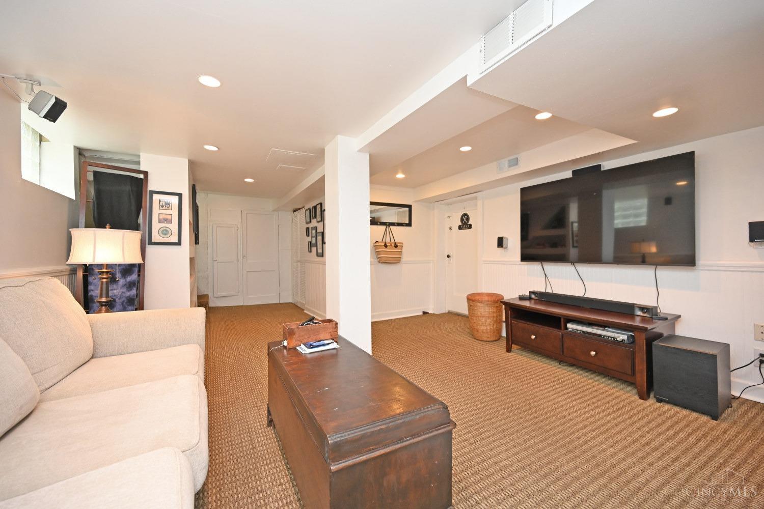 4310 Ridgeview Avenue Cincinnati, OH 45238 - Photo 34 of 40 Gallery Image 34