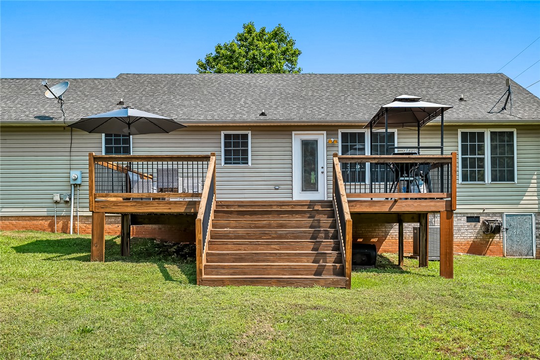 169 State Rd S-37-204 Seneca, SC 29678 - Photo 23 of 30