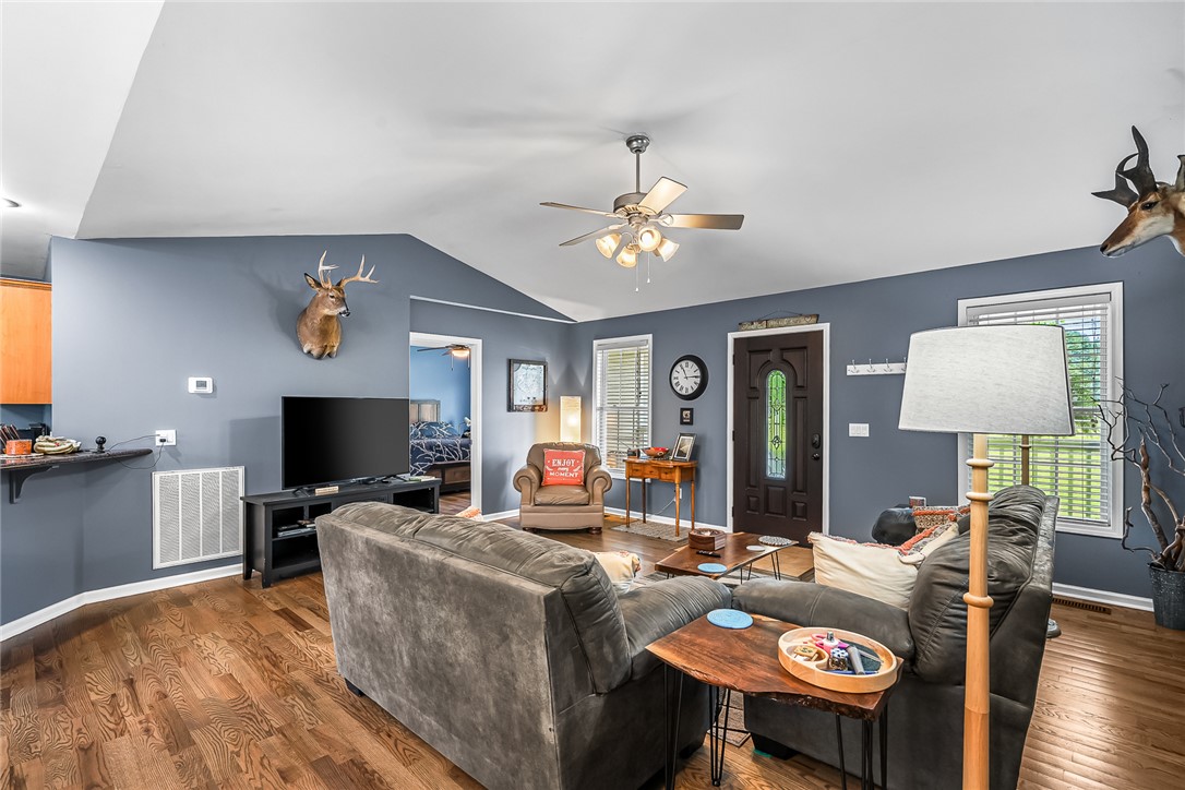 169 State Rd S-37-204 Seneca, SC 29678 - Photo 7 of 30