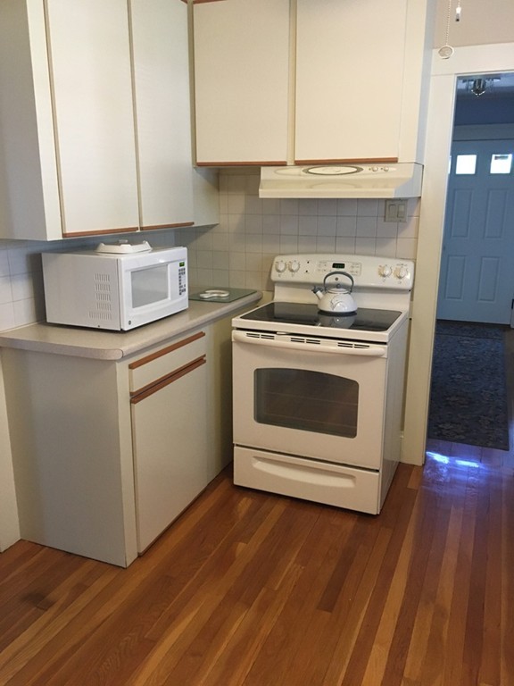 73 Victory Road Lynn, MA 01902 - Photo 16 of 28 Gallery Image 16