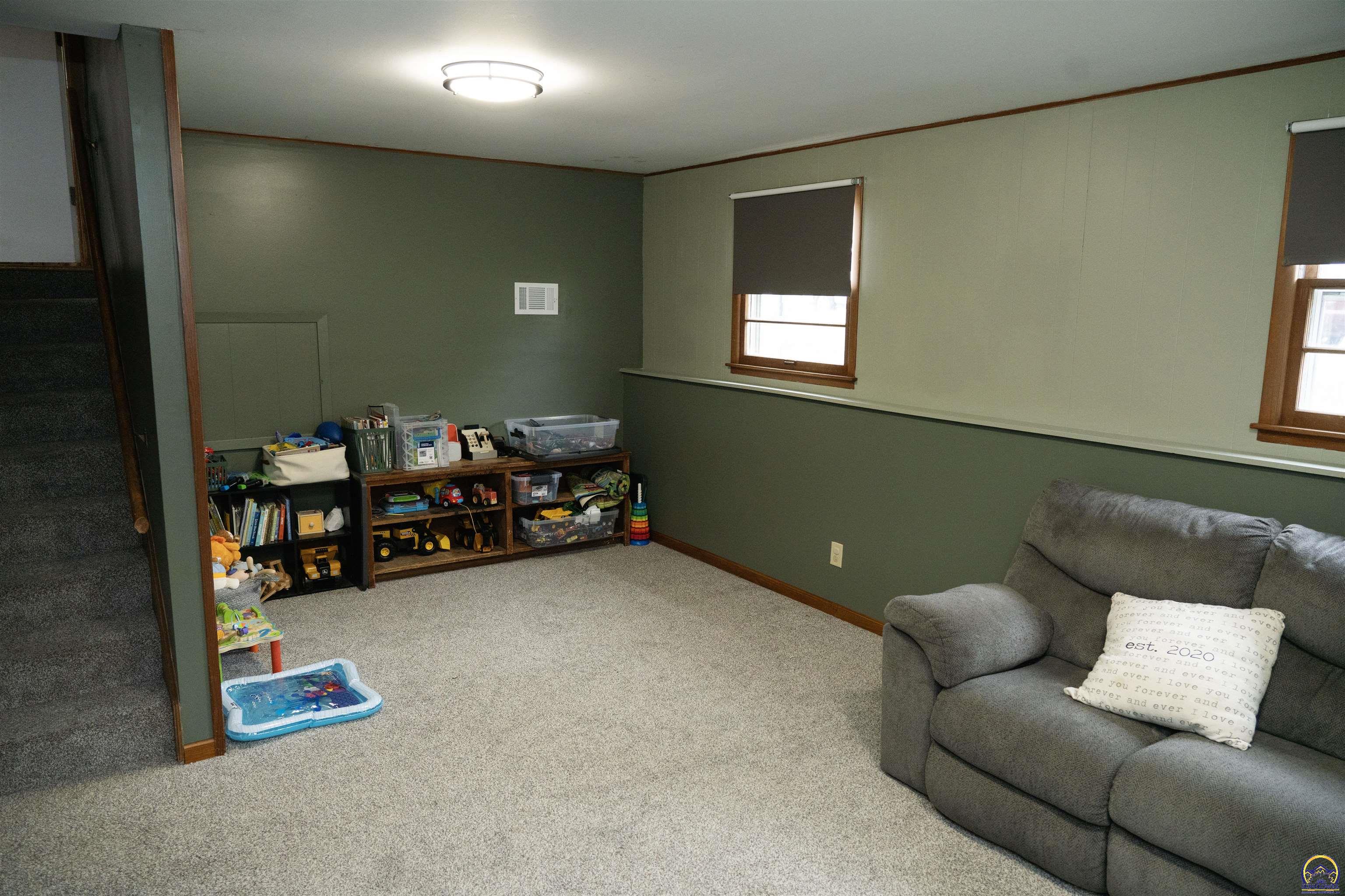 5200 Southwest 31st Street Topeka, KS 66614 - Photo 35 of 48