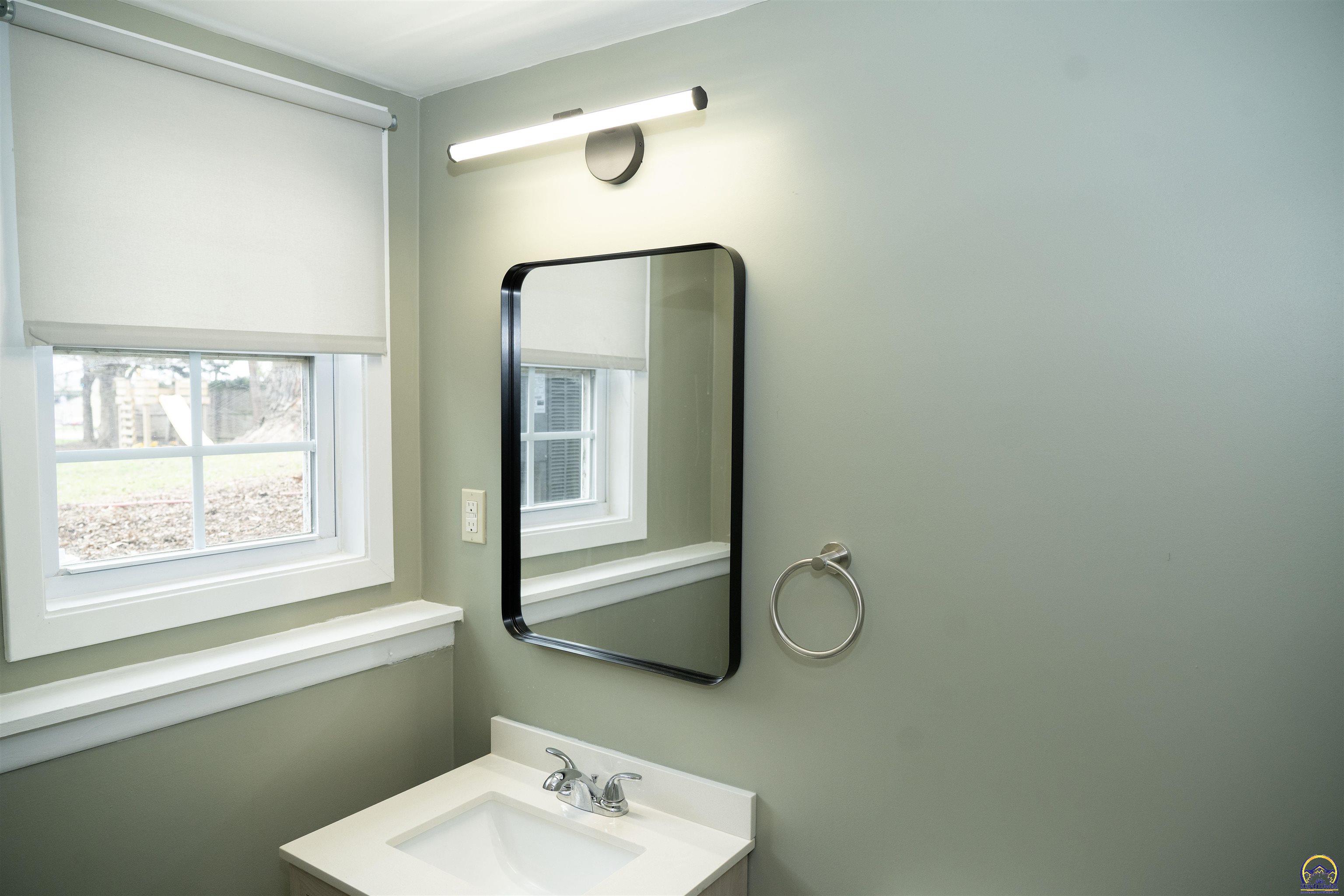 5200 Southwest 31st Street Topeka, KS 66614 - Photo 41 of 48