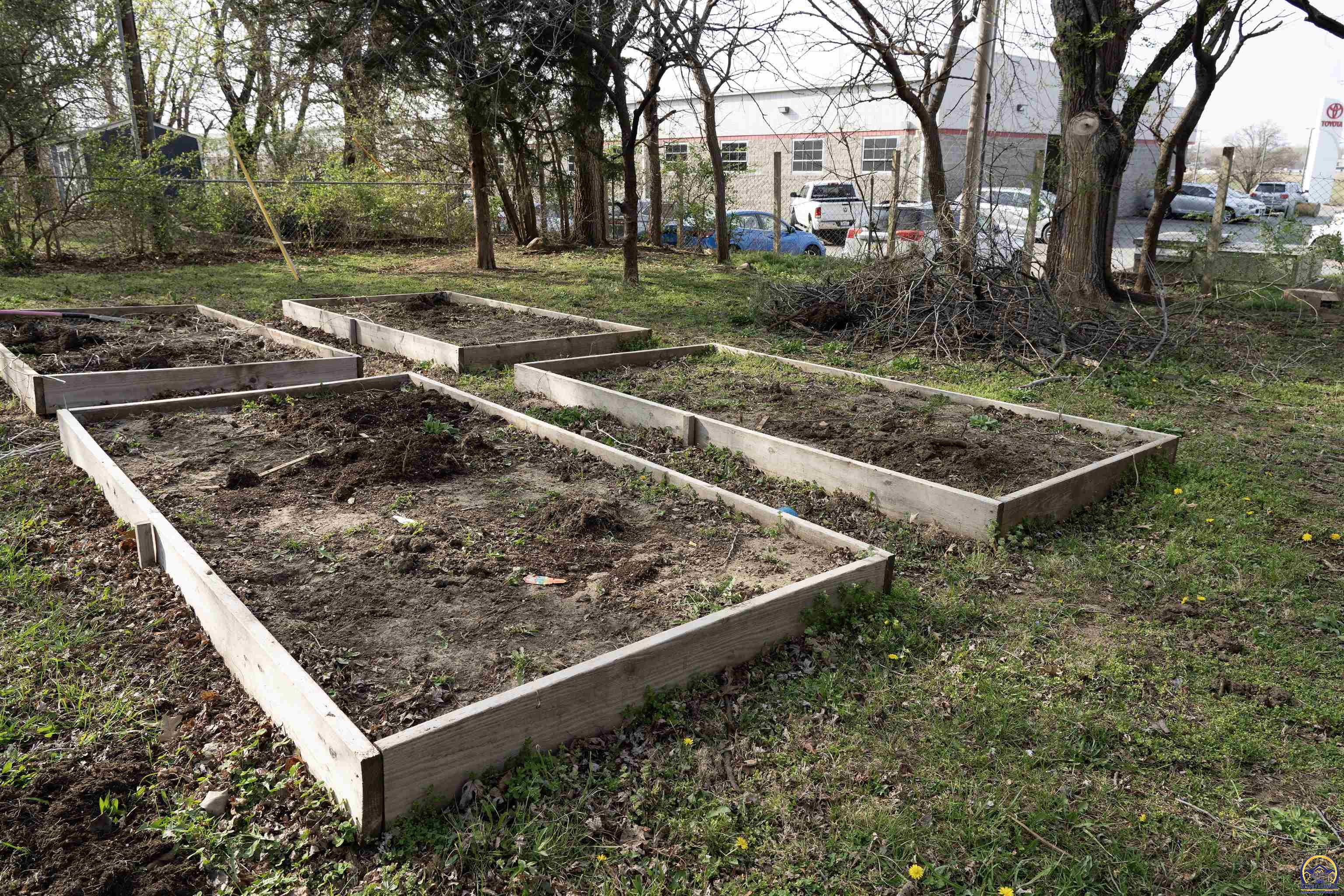 5200 Southwest 31st Street Topeka, KS 66614 - Photo 45 of 48